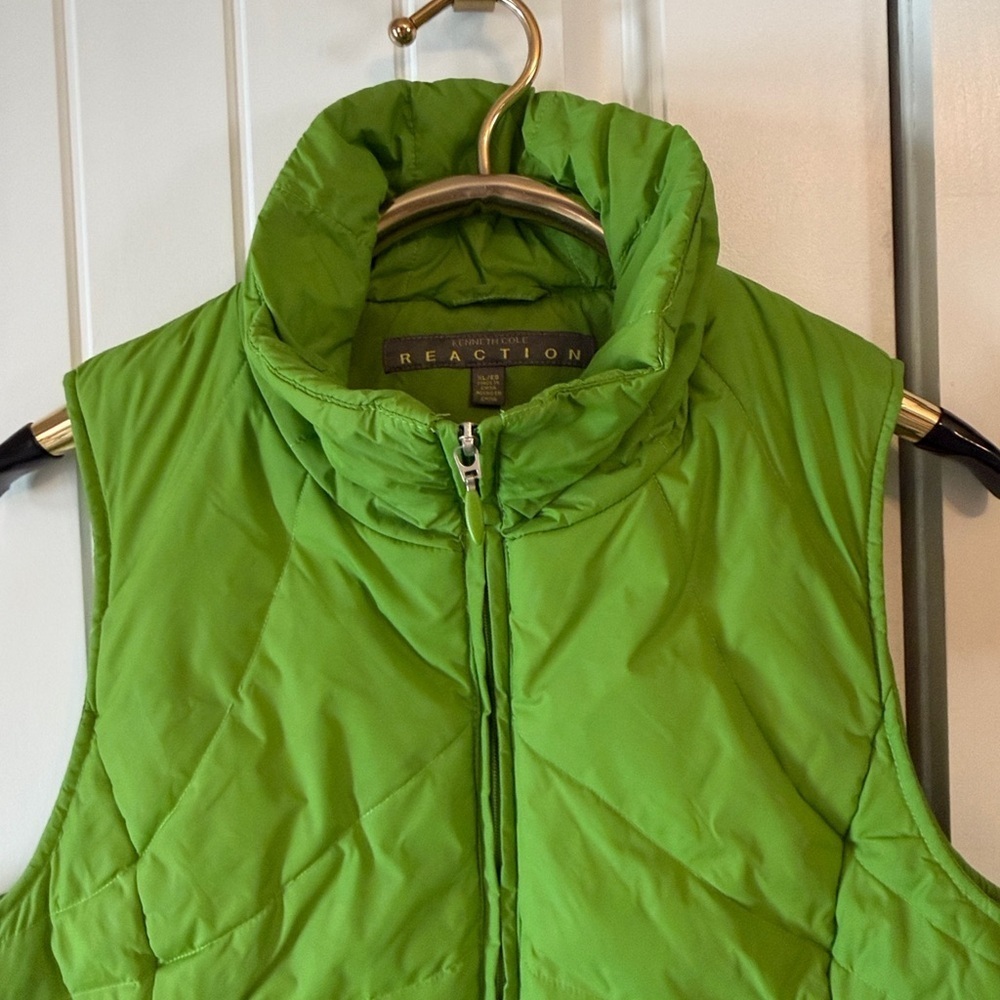 Kenneth Cole Reaction Women's XL Bright Green Puffer Vest - Picture 4 of 13
